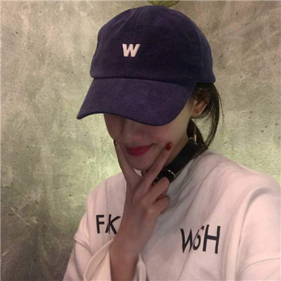 云南伴游女生郑欣怡的资料