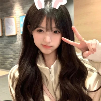 云南伴游女生赵欣怡的资料