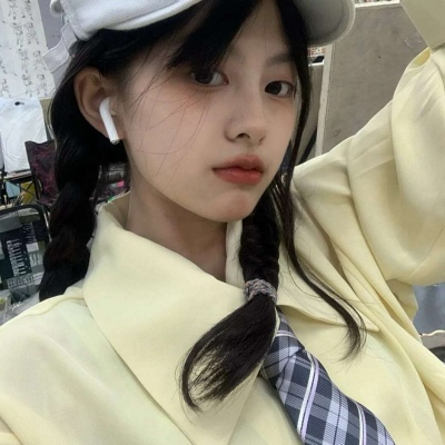 云南伴游女生宋晓萱的资料