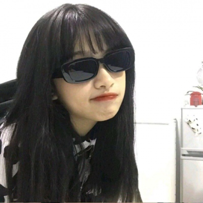 云南伴游女生邓悦琳的资料