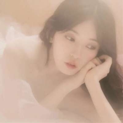 伴游女生谢梦然的资料