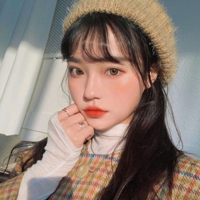 云南伴游女生雷芳的资料