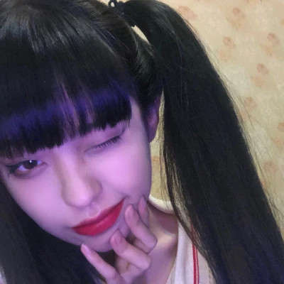 商务伴游带客户去三亚海滩游玩