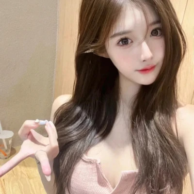 伴游女生卲美晨的资料