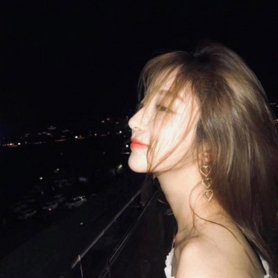 伴游女生张婉儿的资料