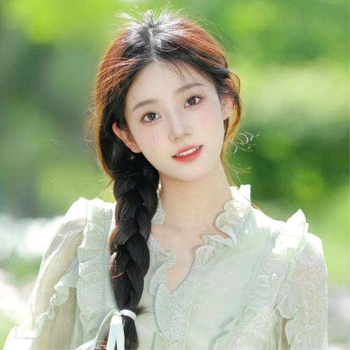 云南 伴游女生苏浅夏的资料