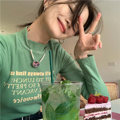 云南伴游女生慕容星澜的资料