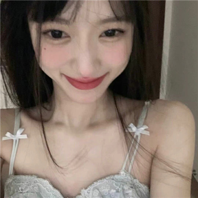 云南伴游女生唐展雀的资料