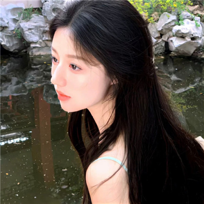 伴游女生夏知斐的资料