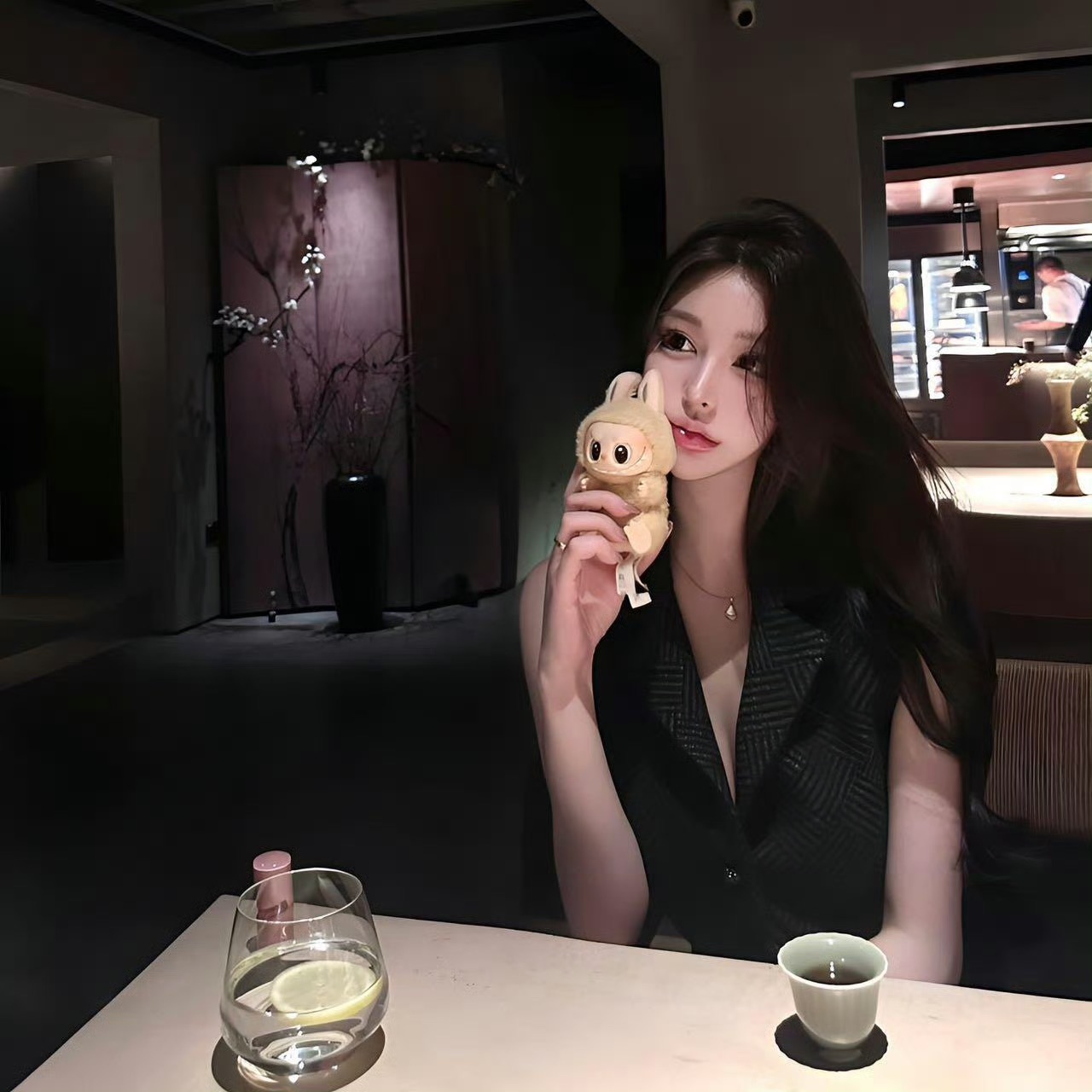 伴游女生海清佳的资料