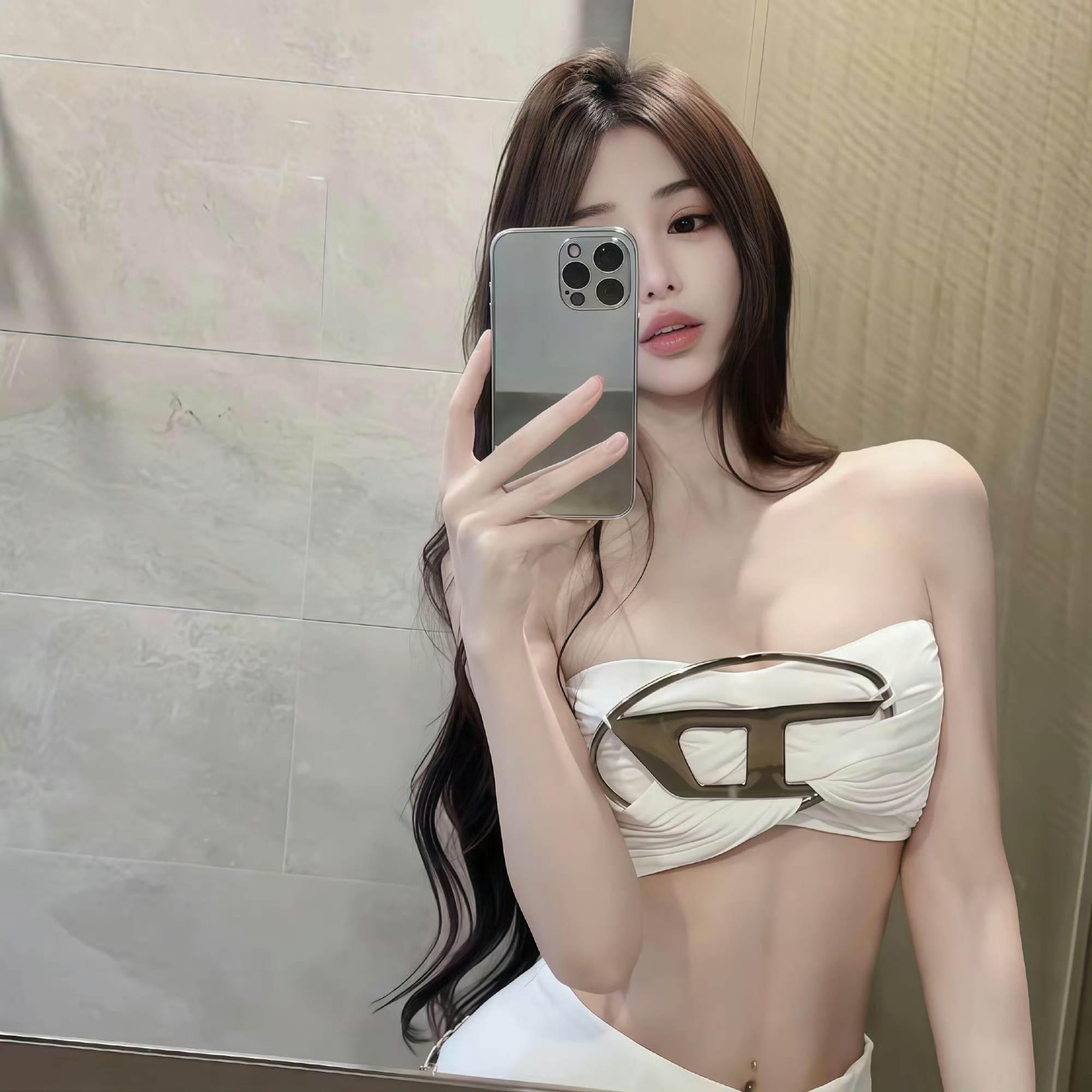 ​伴游女生汉绮梅的资料