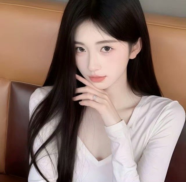 云南伴游女生简幼霜的资料