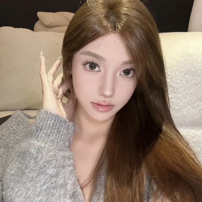 云南游女生李墨白的资料