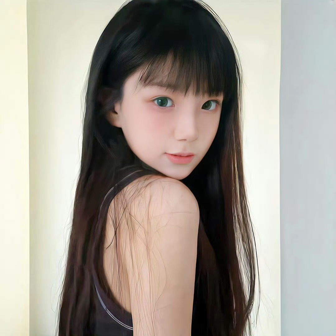 云南伴游女生许明玥的资料