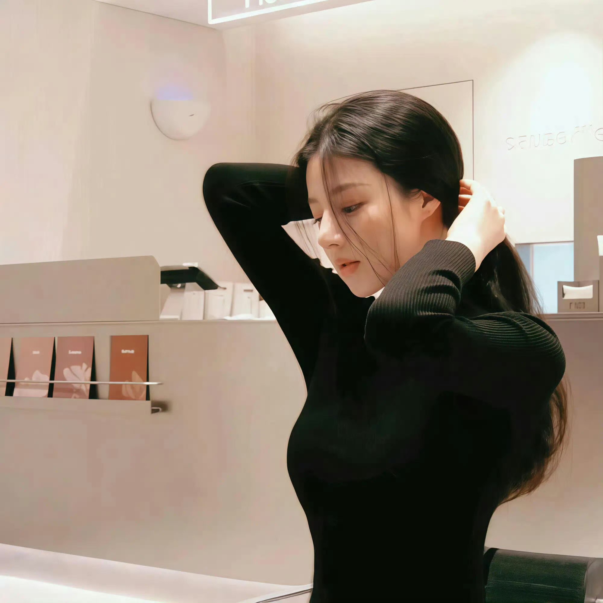 云南伴游女生林浅夏的资料