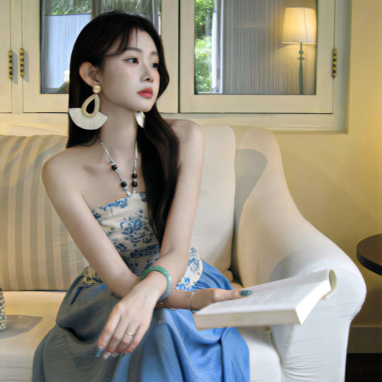 云南伴游女生范欣雨的资料