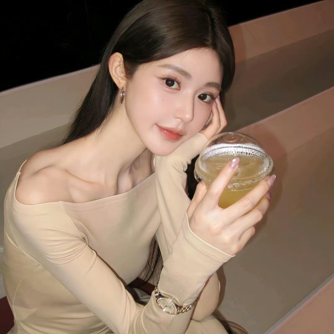 云南伴游女生 | 阮向竹 ☀️的资料