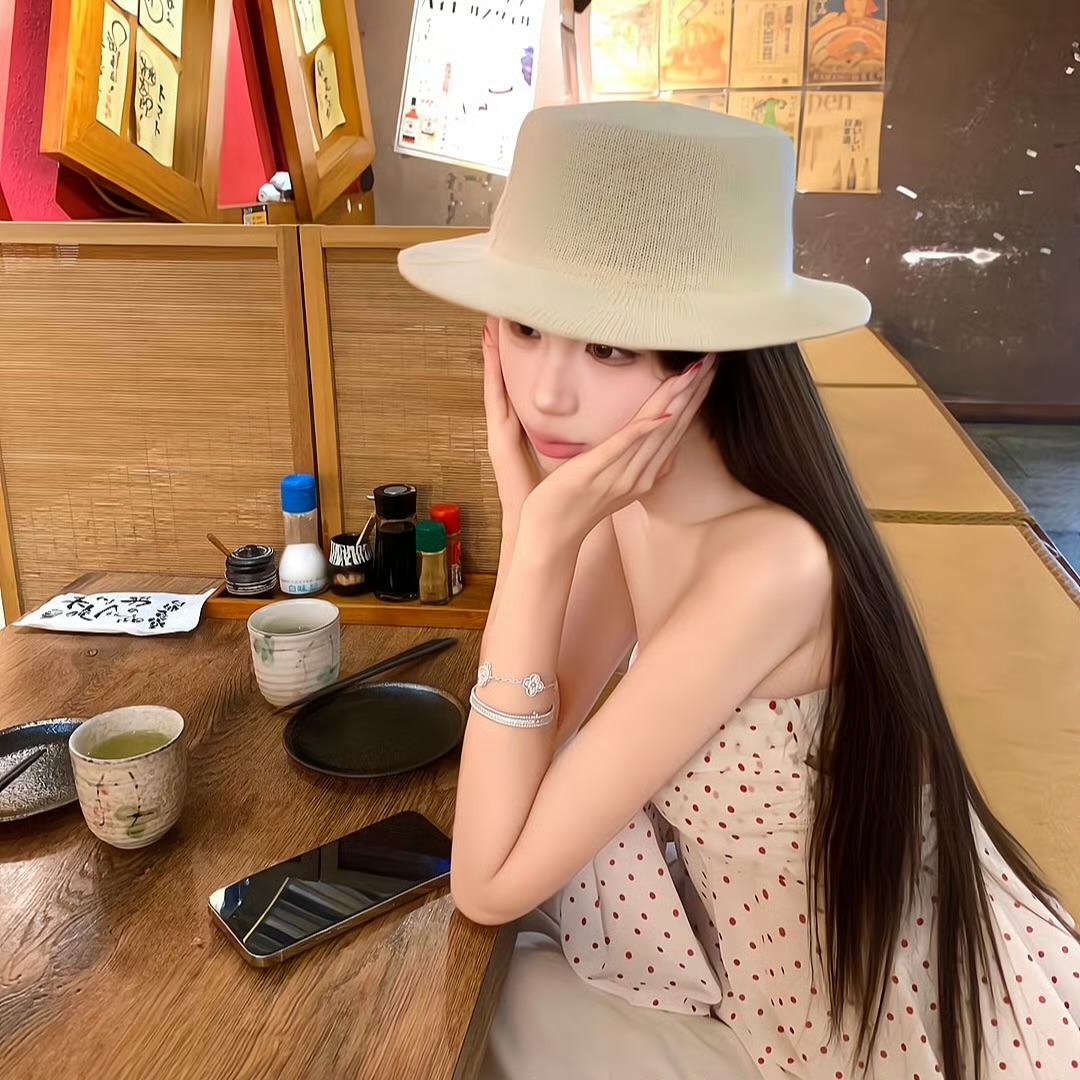 云南伴游女生 | 念涵的资料