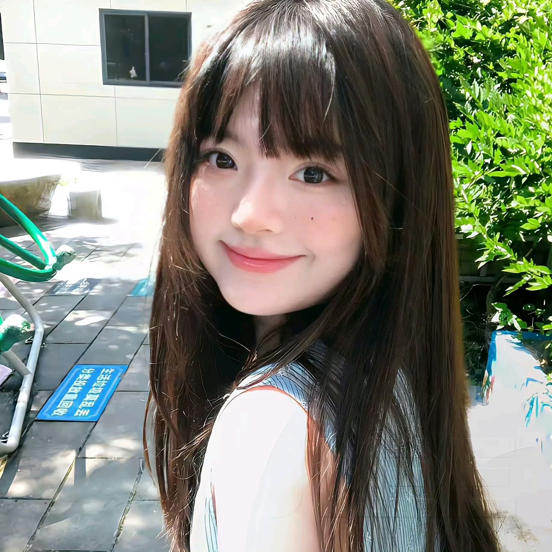 云南伴游女生 |  敬诗蕾的资料