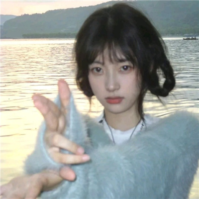 云南伴游女生进子舒的资料