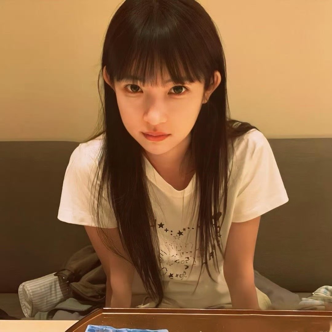 云南伴游女生完颜的资料