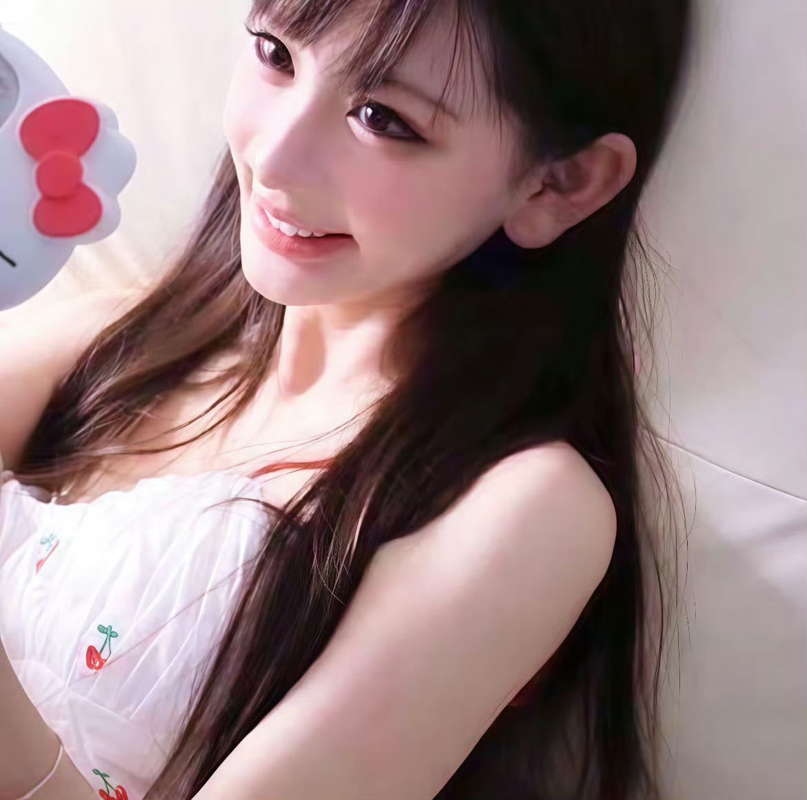 云南伴游女生康欣兰的资料