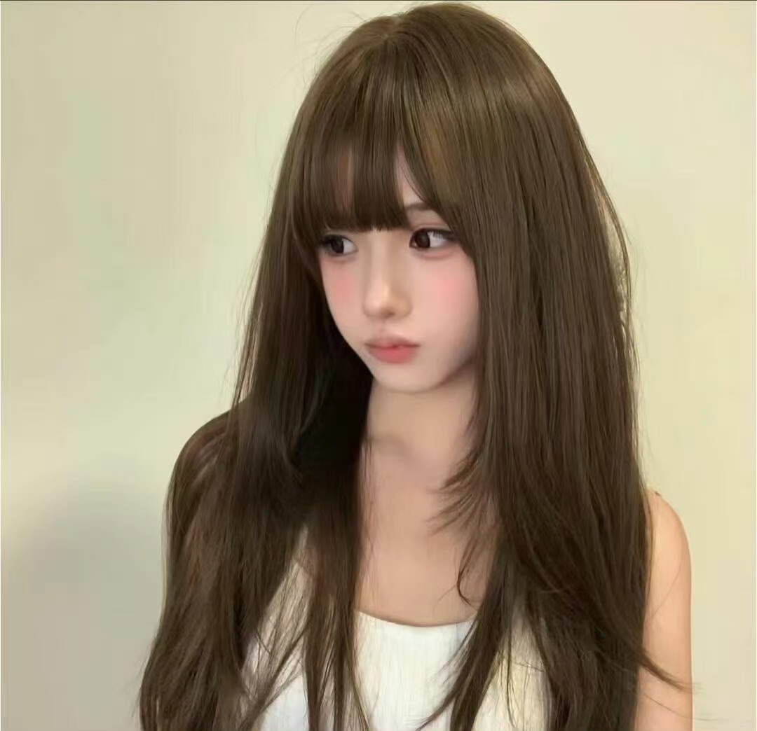 伴游女生钱清舒的资料