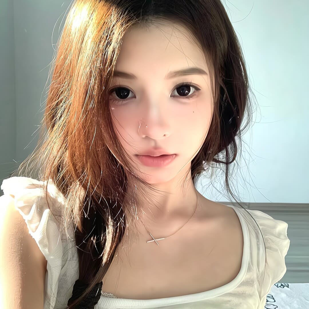 伴游女生山彤的资料