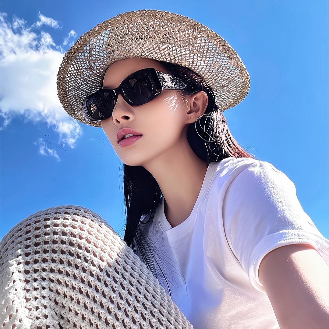 云南伴游女生周云霓的资料