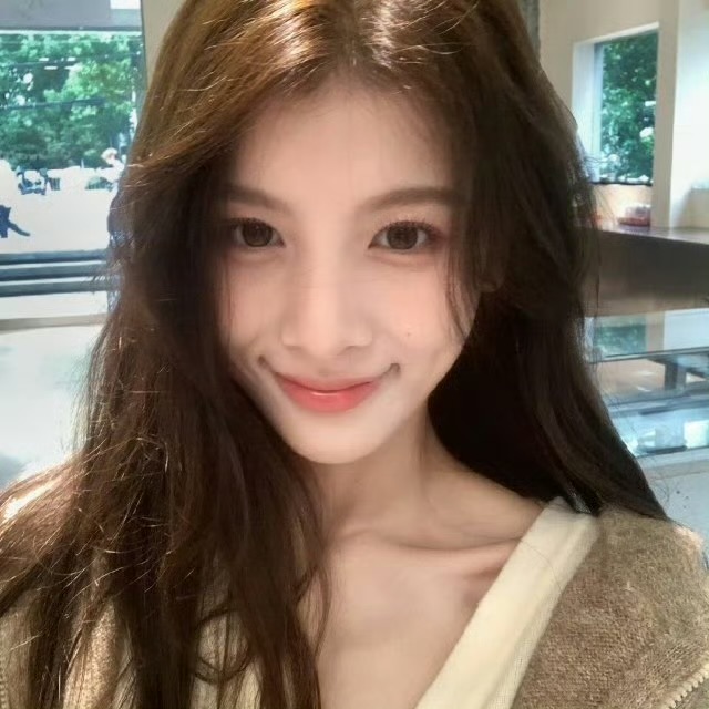 云南伴游女生唐翠的资料