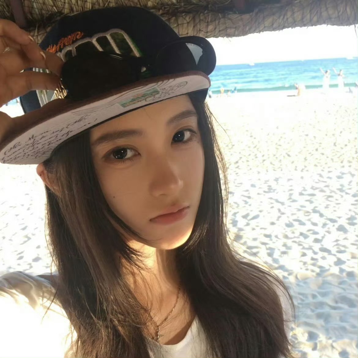 云南伴游女生金美善的资料