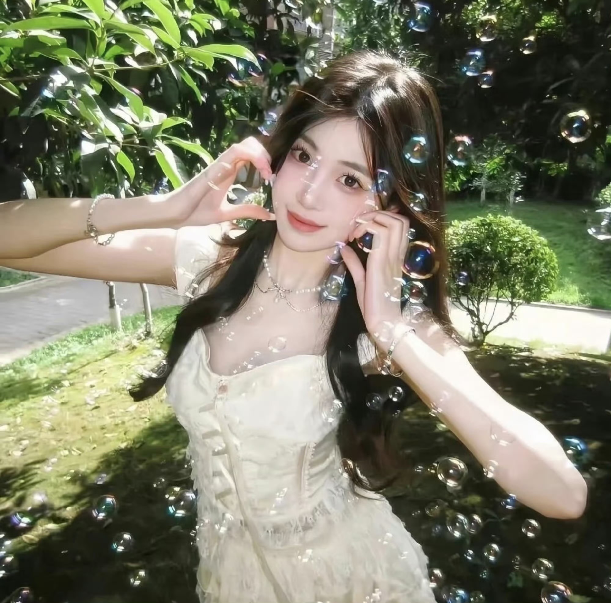 云南伴游女生COCO的资料