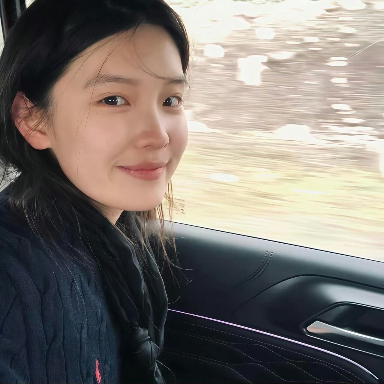 云南伴游女生周瑾的资料