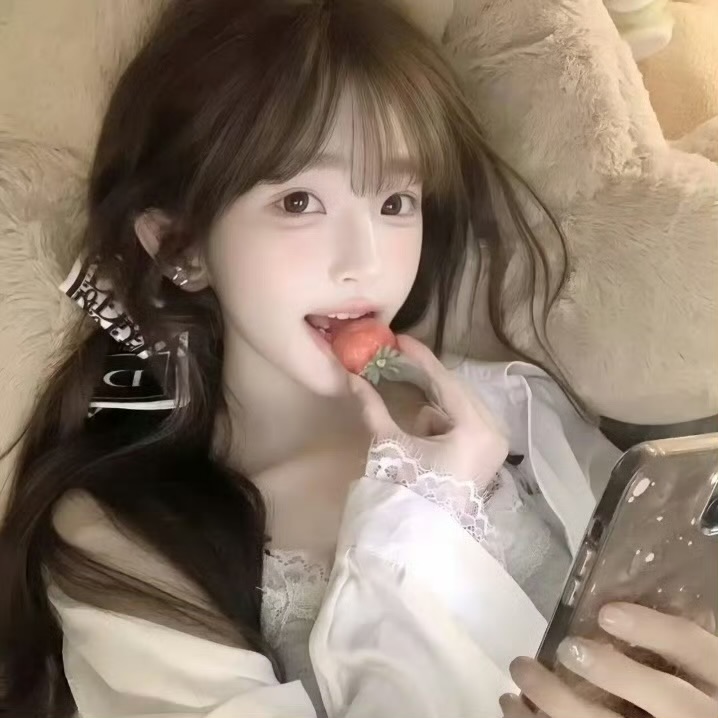 云南伴游女生王笑的资料