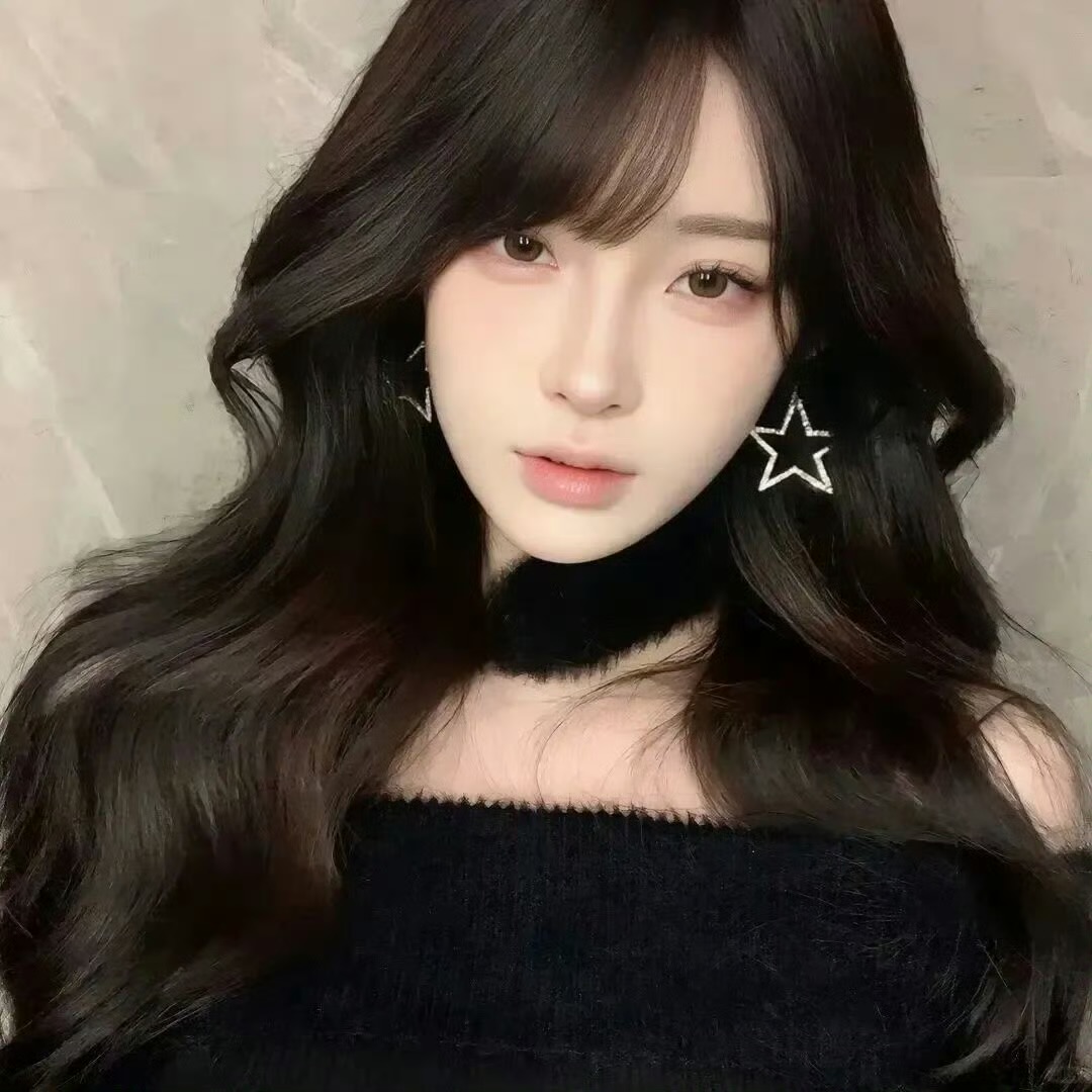 云南伴游女生苏雅的资料