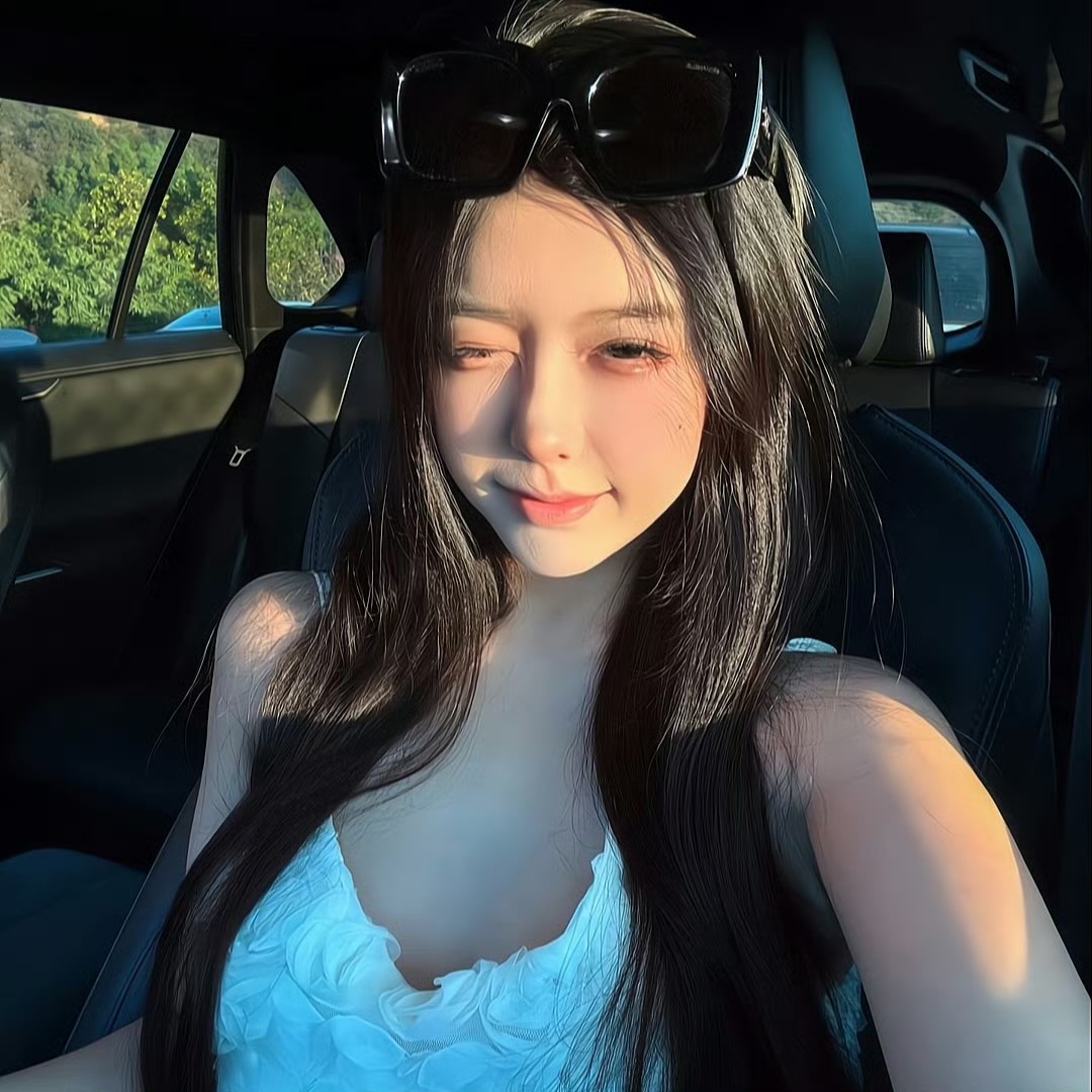 云南伴游女生朱砚钏的资料