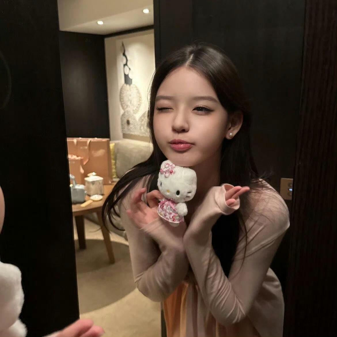 伴游女生林晚星的资料