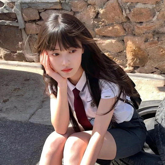 云南伴游女生苏雨晴的资料