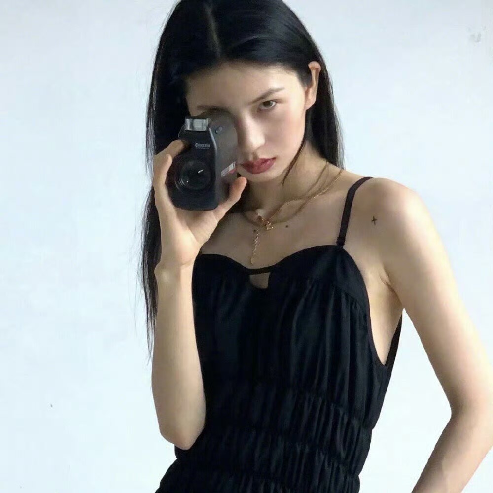 云南伴游女生许清荷的资料