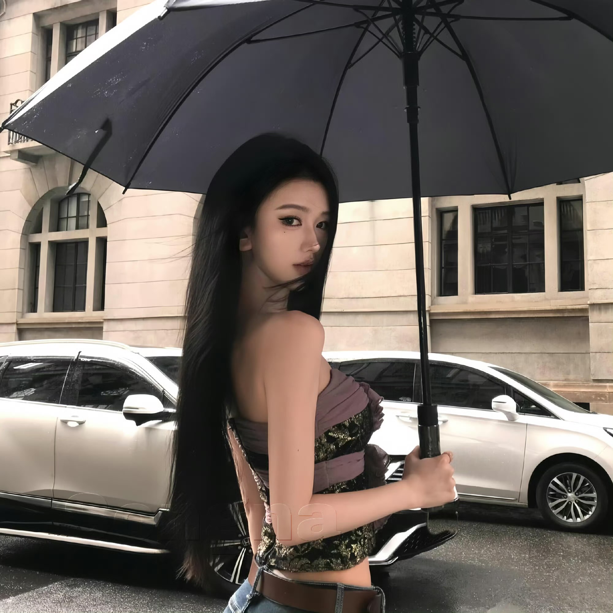 云南伴游女生谢枕书的资料