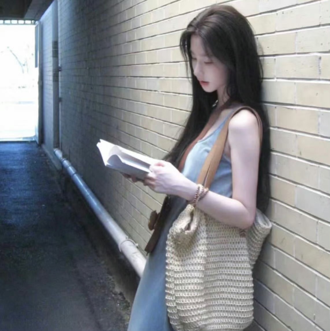 云南伴游女生阮烟的资料