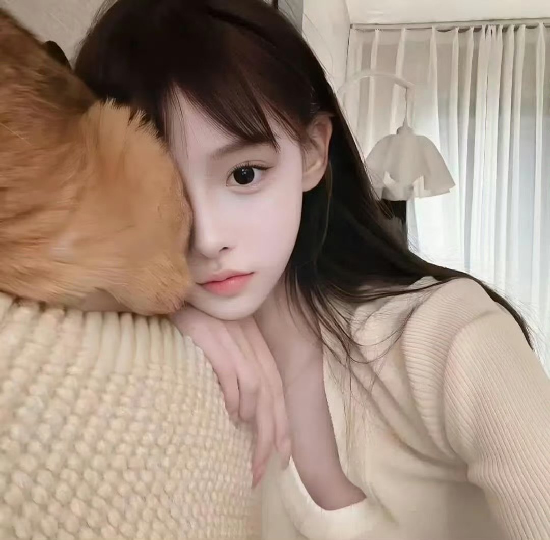 云南伴游女生纪沉璧的资料