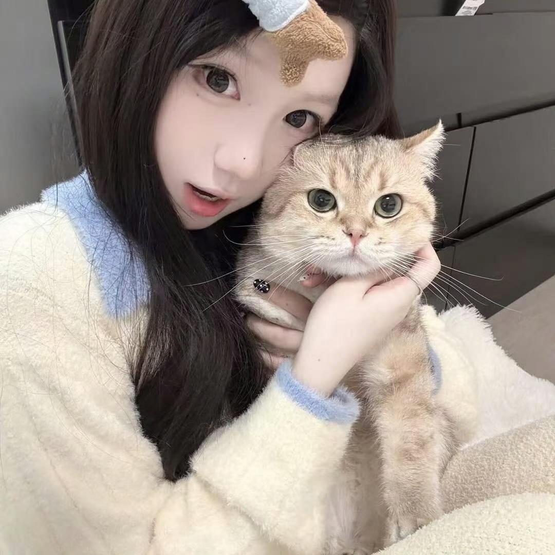 云南伴游女生温见微的资料