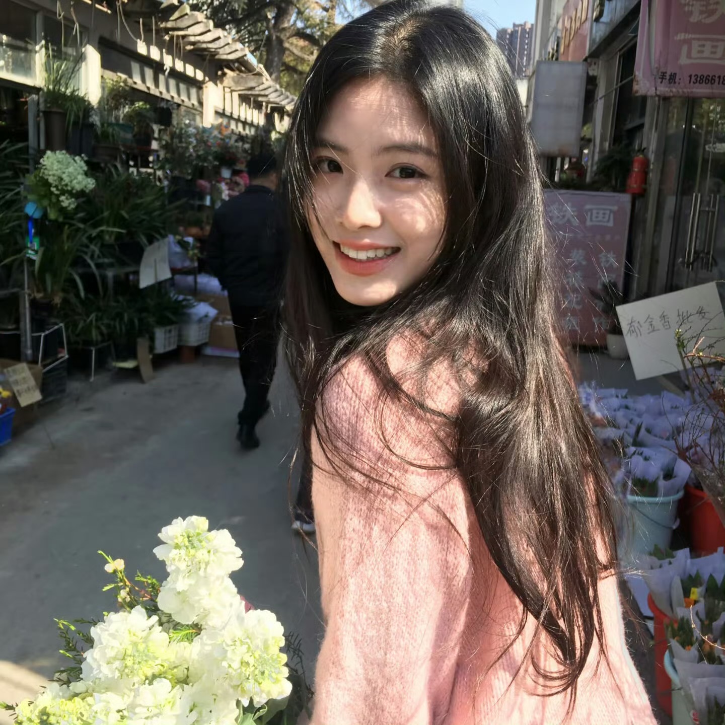 商务伴游女生蓝思薇的资料