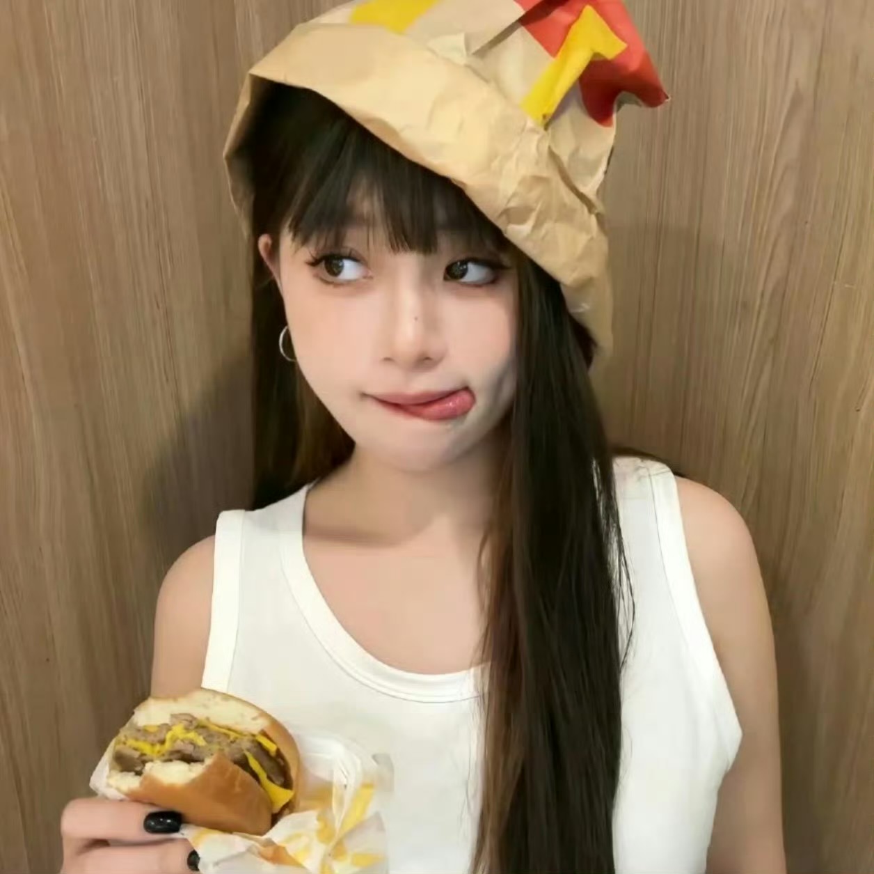 商务伴游女生桃夭的资料