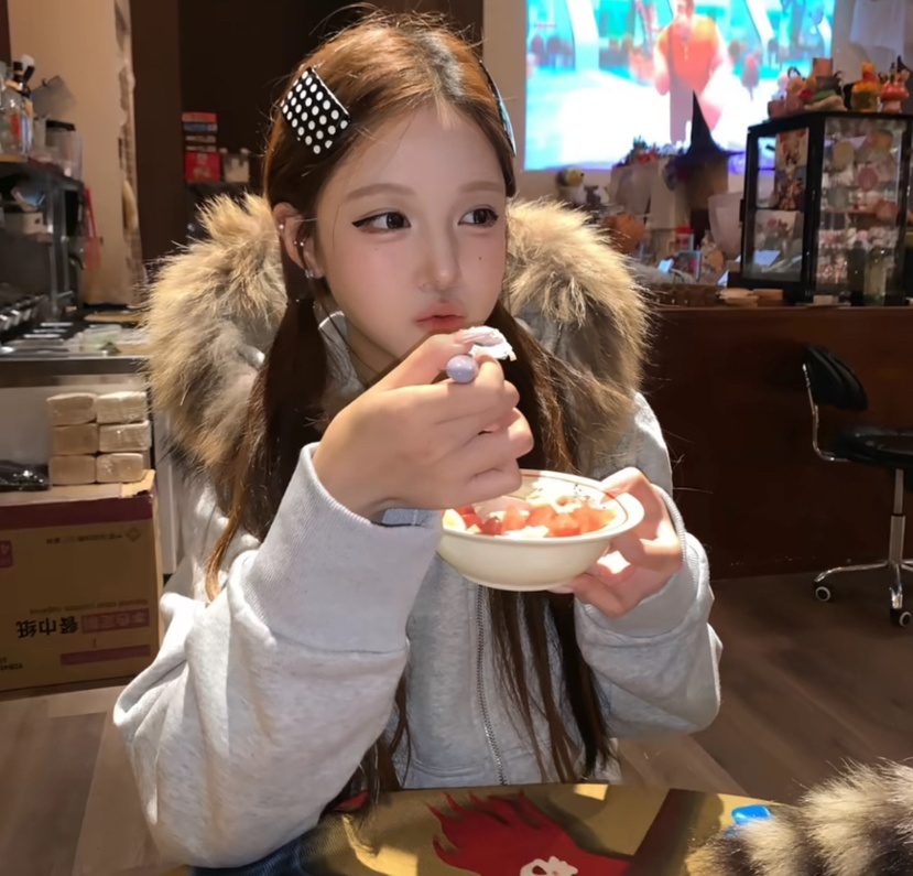 伴游女生倪妮的资料