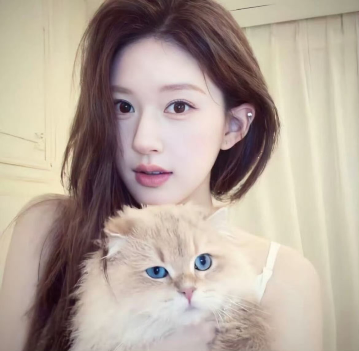 云南伴游女生钟离砂的资料