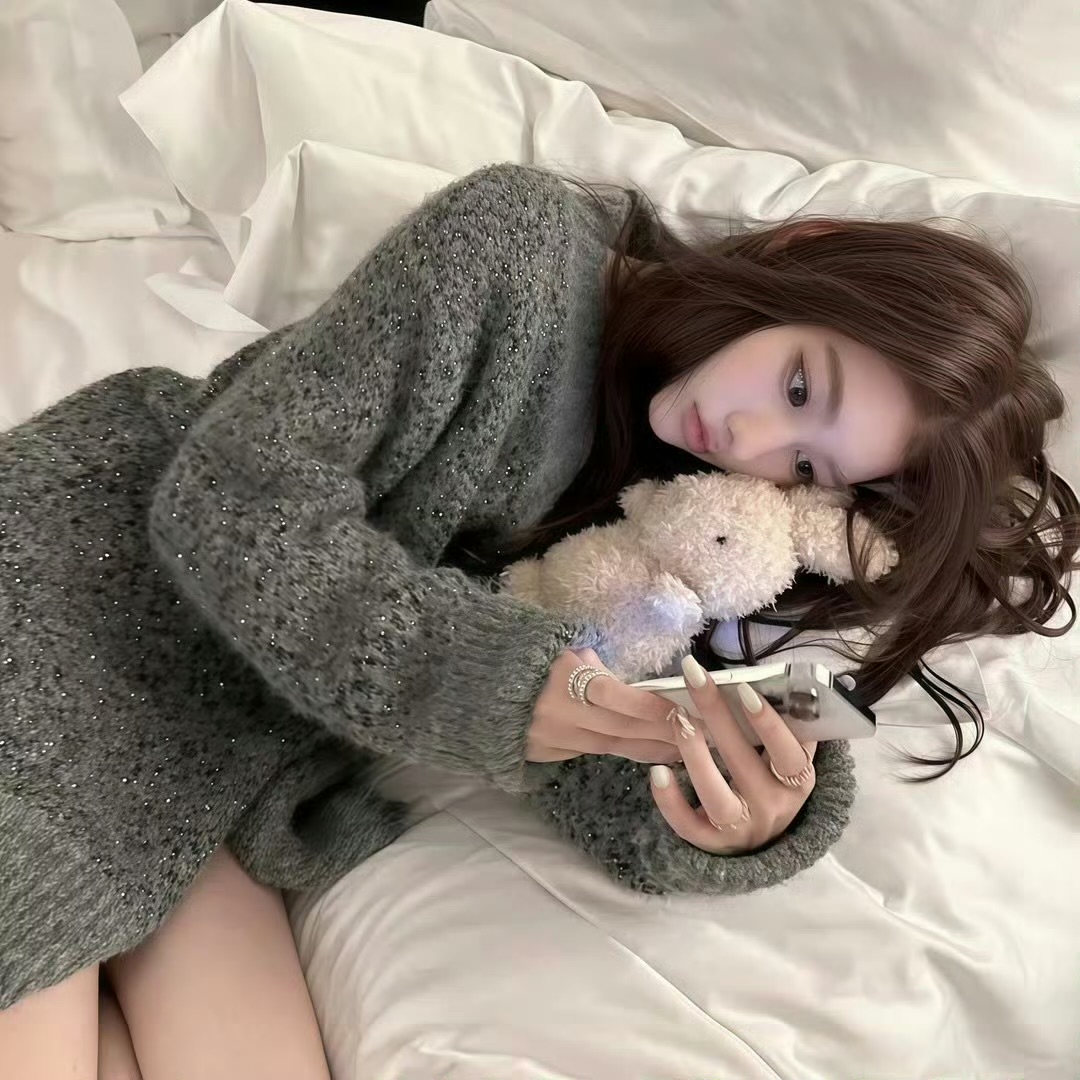 伴游女生沈清歌的资料