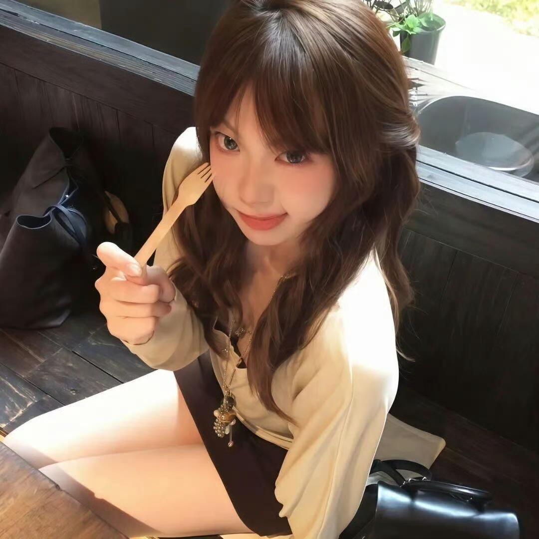 云南伴游女生陆知遥的资料