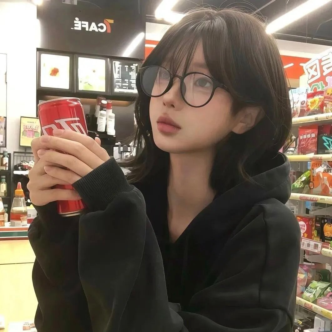 云南伴游女生章米鱼的资料